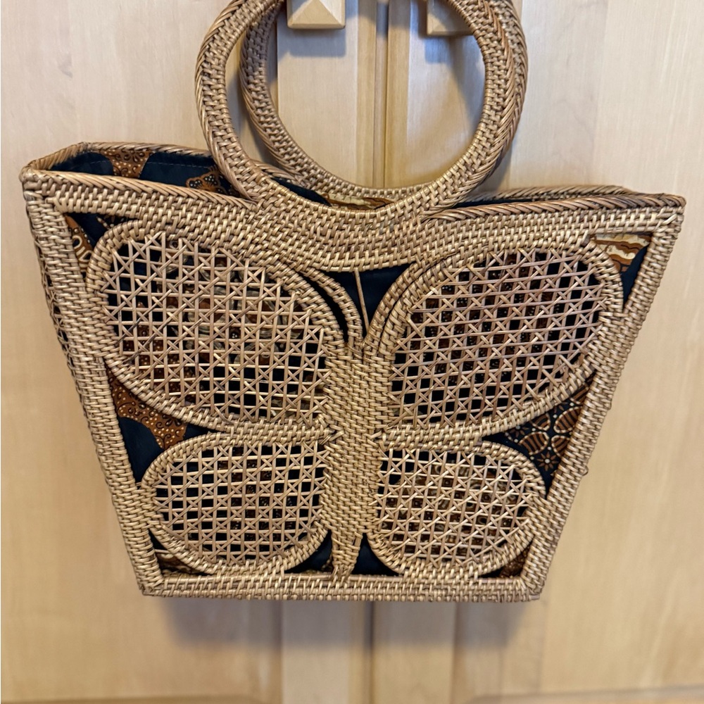 Woven Rattan Tote Bag in Natural - Women Bags